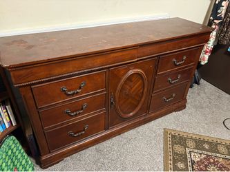 Free Dresser