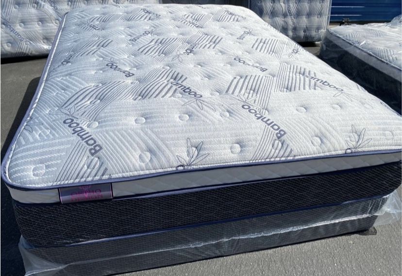 Queen Bamboo Plush Comfort Europillow Top 12inch Matres!