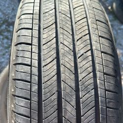 LIKE NEW Michelin 235/60/18 SET OF 4