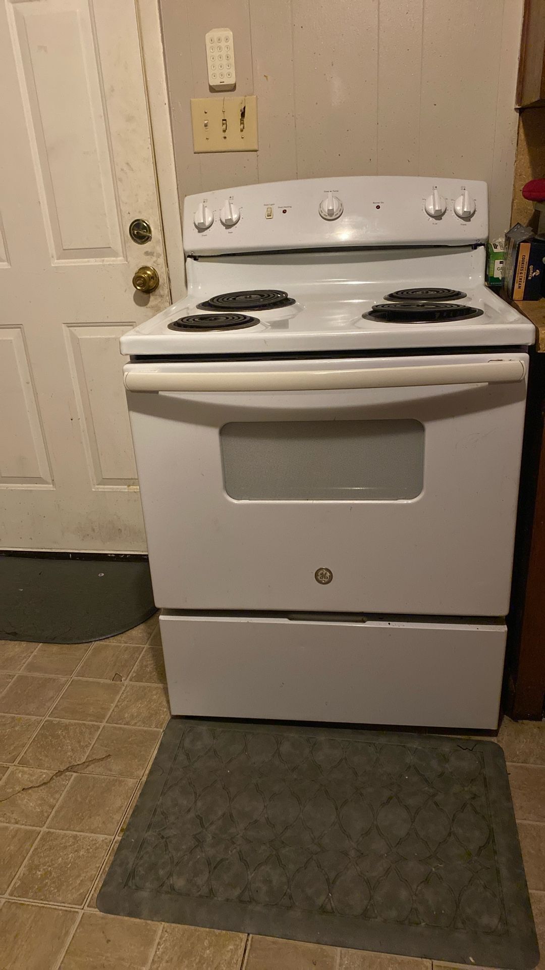 Electric Stove White