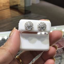 10k Gold Diamond Earrings With Screw Back ..big Diamond Earrings ..💎💎💎💎
