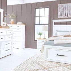 Ashbryn White Bedroom Set with Dresser