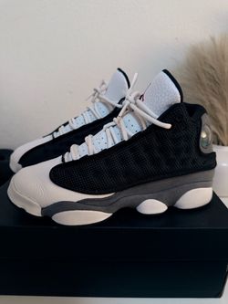 Air Jordan 13 Retro Black White size 5Y