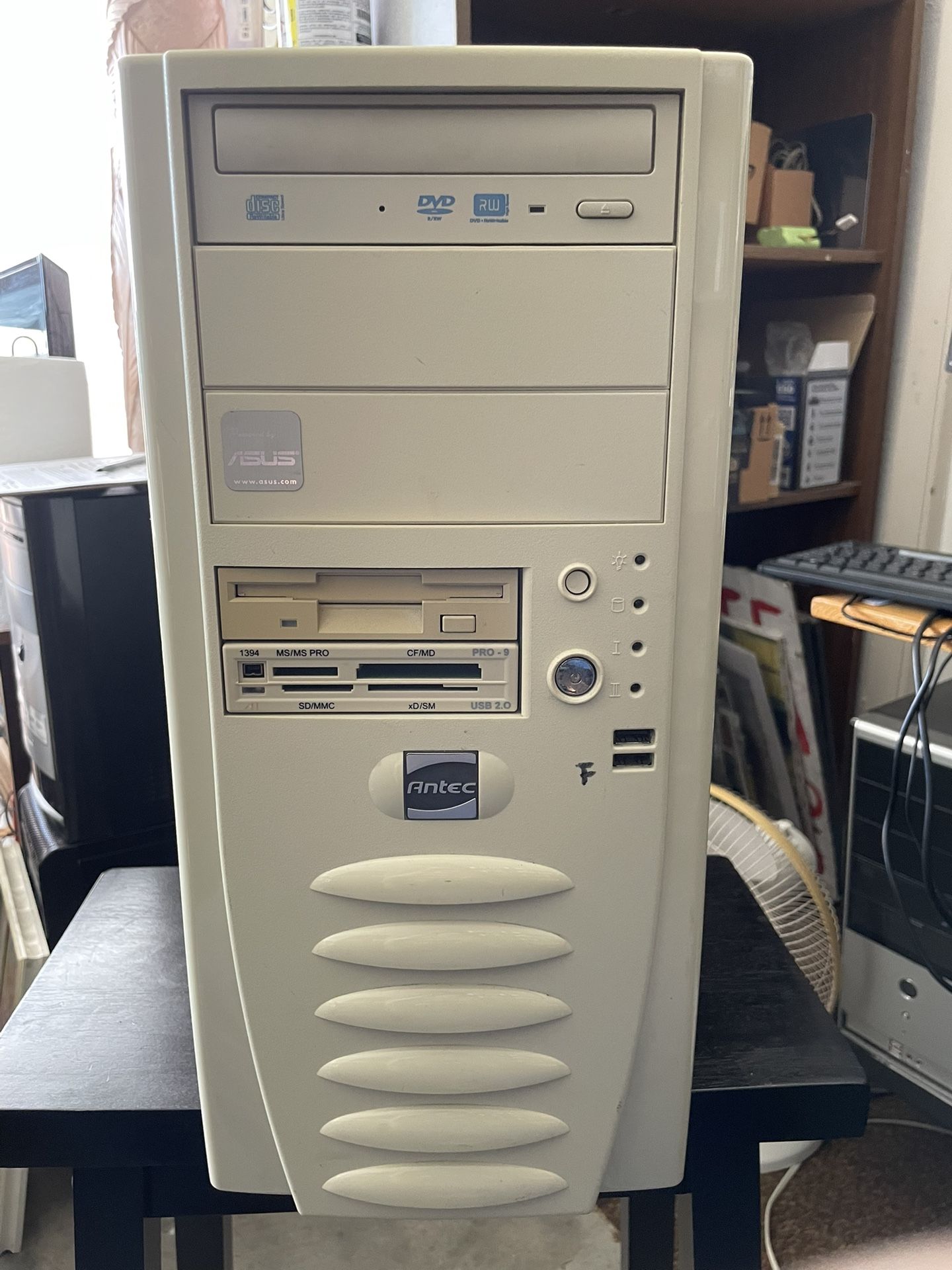 Vintage Asus Antec Windows 98 PC Gaming Computer