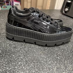 Fenty By Rihanna Pumas