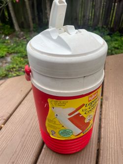 1/2 gal drink thermos