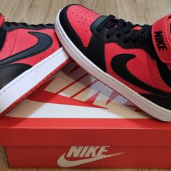 Nike Size 4y/4.5y/5y/5.5y/6y/6.5 And 7y Youths 