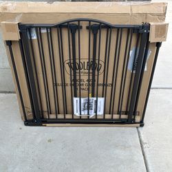 Toddler Baby Gate