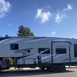 2019 Genesis Vortex 29 