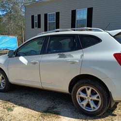 2009 Nissan Rogue SL 