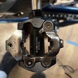 Shimano Clip In Pedals With Cleats