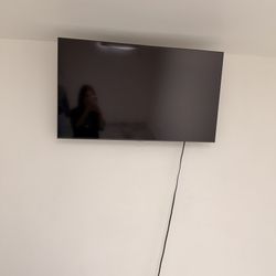 SAMSUNG 46 INCH TV 