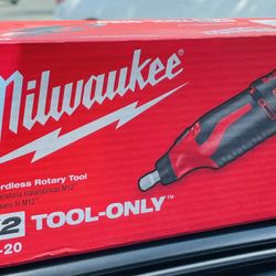 Milwaukee M12 12V Lithium-Ion Cordless Rotary Tool (Tool-Only)