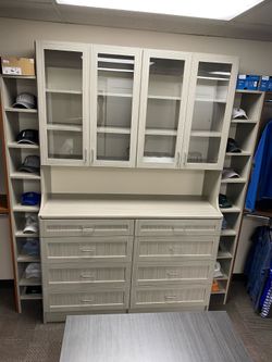 closet organizers - showroom displays - READ ENTIRE POST!