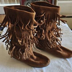 VINTAGE HIPPIE/INDIAN FRINGED BOOTS NEW SIZE 8