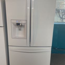 36” In Wide 68” Height Kennmore Elite Frige White Use Like New Perfect Working And Warranty 