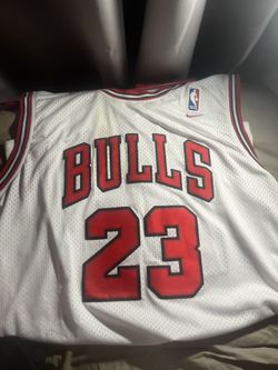 Micheal Jordon Jersey XXL