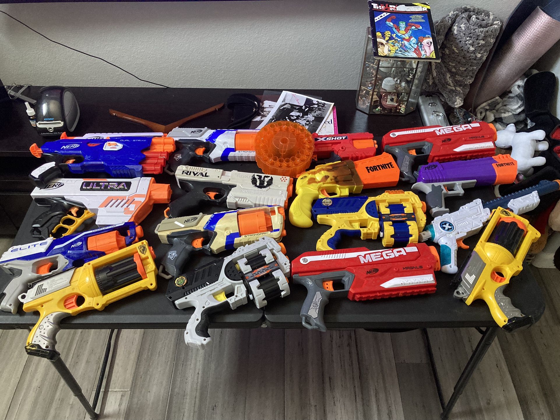 LOT OF 15 NERF GUNS