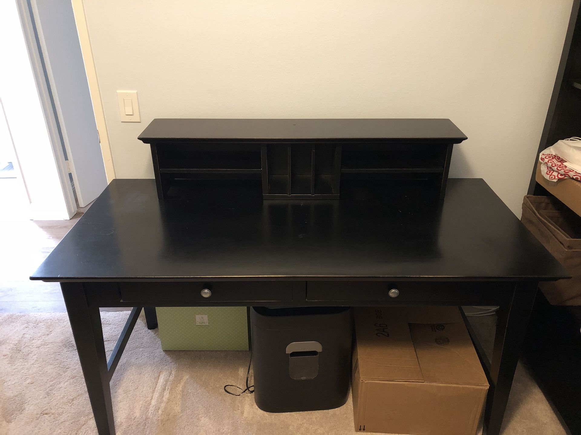 Oversized Desk with top organizer - REDUCED AGAIN