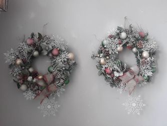 Snow flake drop holiday wreath... 🎄🎄🎄🎄❤️