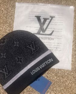 Black Beanie