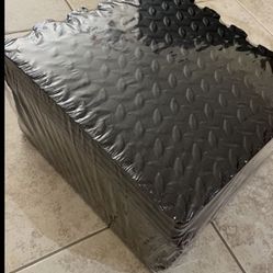 $70 20 Gym Mats 12x12