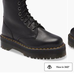 Women’s Dr Martens platform 