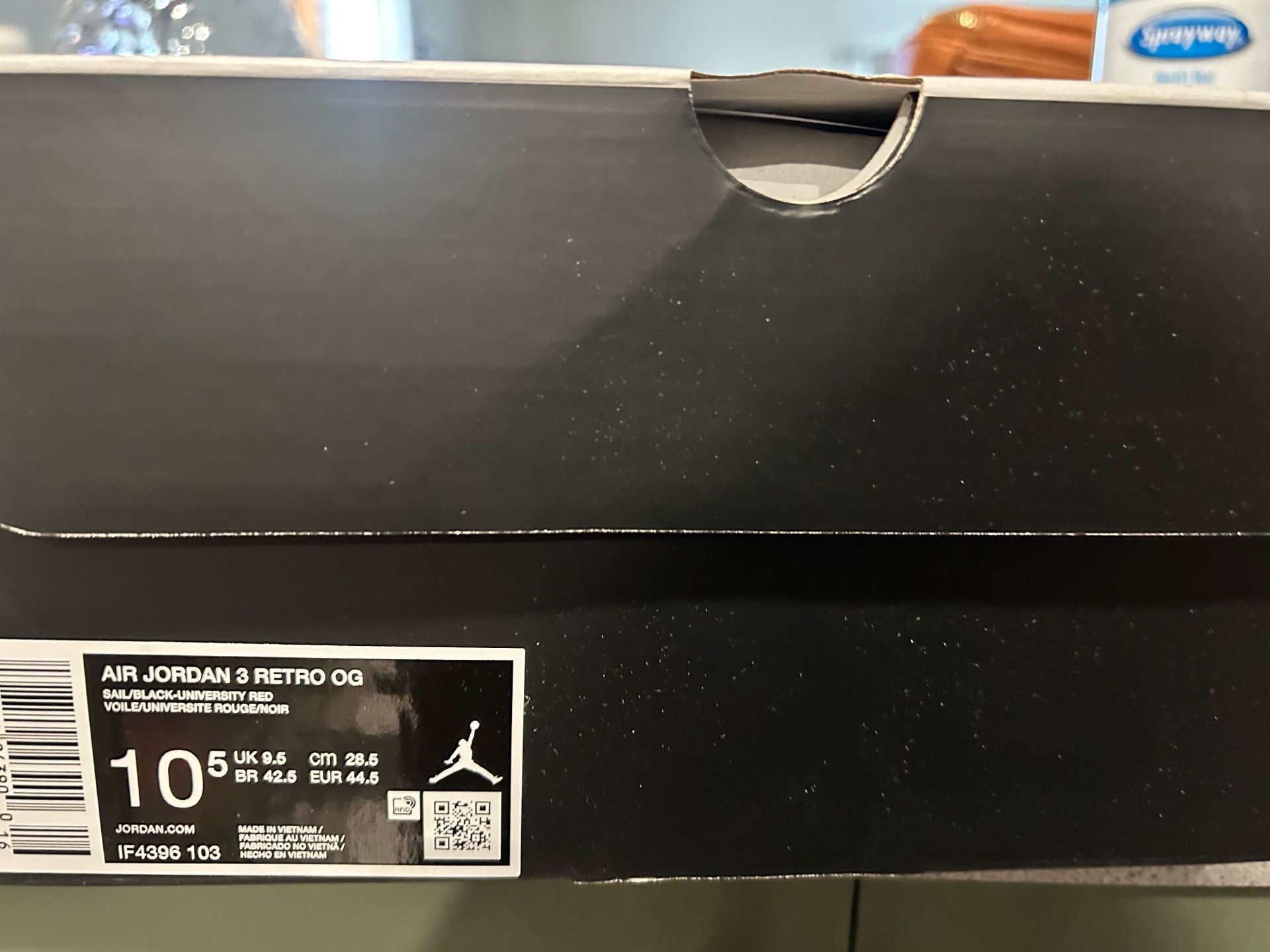 Jordan 3s