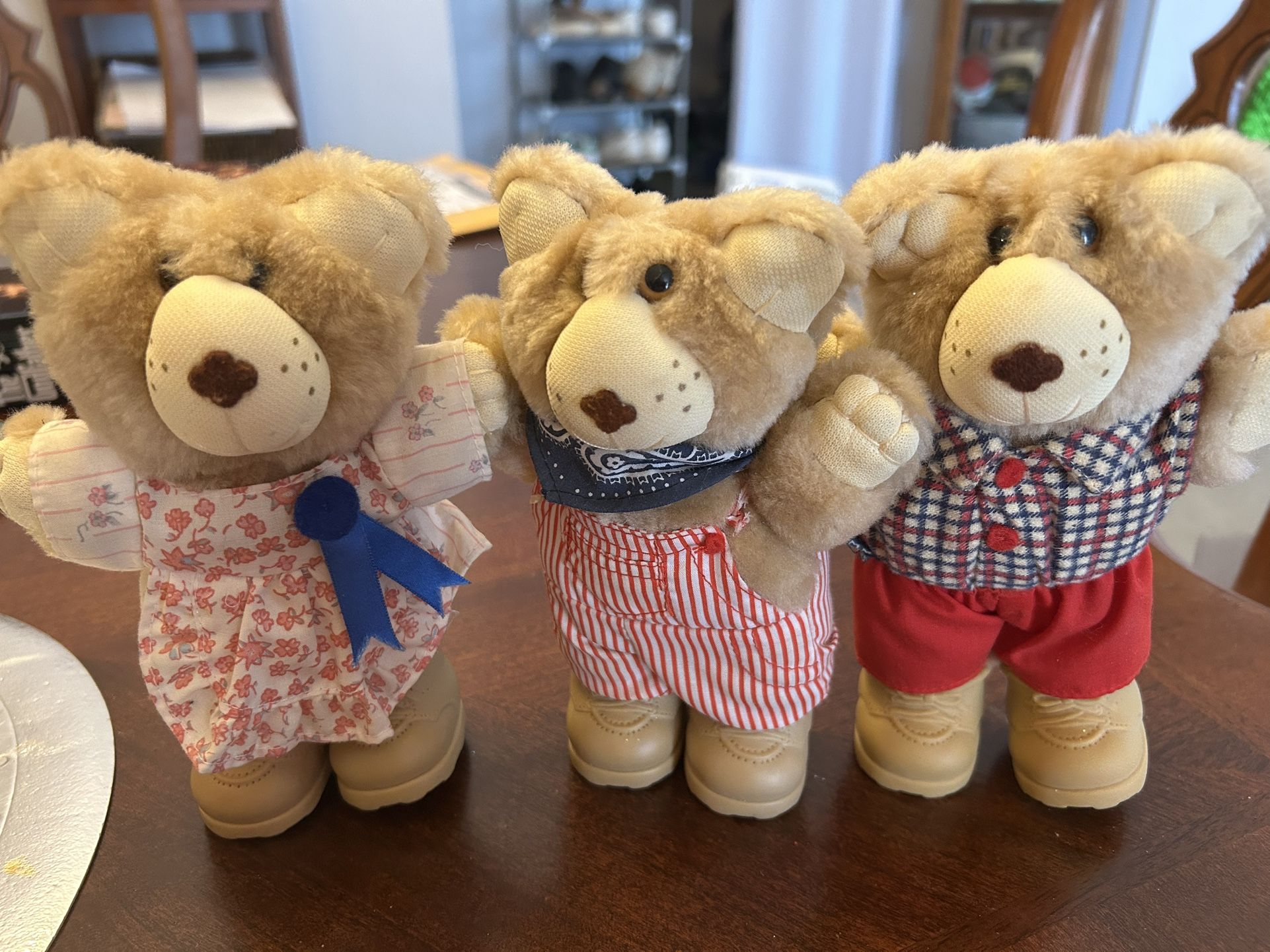 Set 3 Vintage Furskins Bears 1986