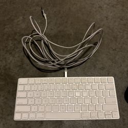 Apple Magic Keyboard 