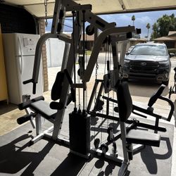 Body Solid Home Gym