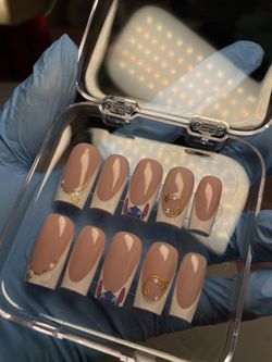 Press on Nails 