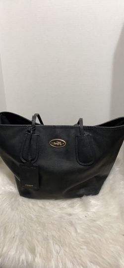 Coach women travel badge tote