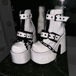 Demonia Platform Ankle Boots – Glow in the Dark – Size 6 – Goth/Alt