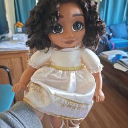 BEAUTIFUL DOLL LIKE New EXCELLENT CONDITION 