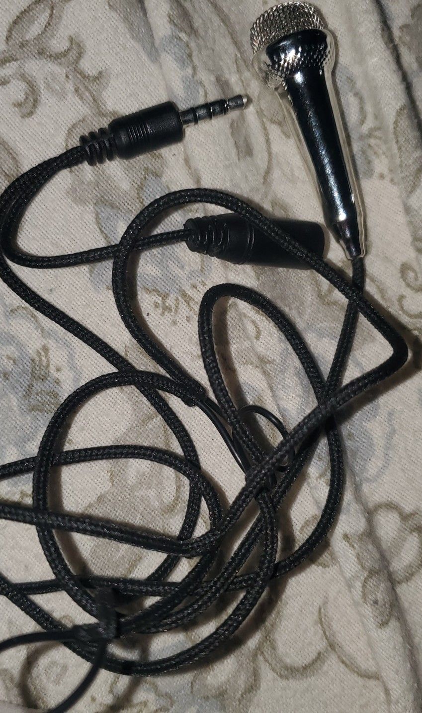 MINI MICROPHONE AUXILIARY