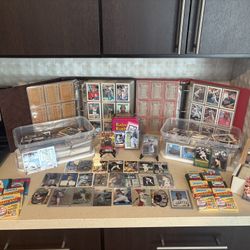 Massive Baseball Card Lot Collection 