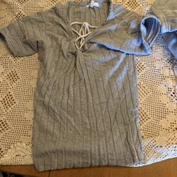Women’s Gray Shirt 