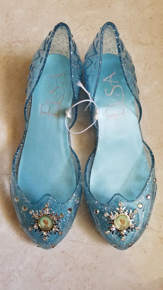 Frozen From Disney Store Shoes Elsa size 13/1 New $18.00 or Best Offer