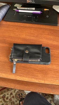 iPhone SE wallet case. Black