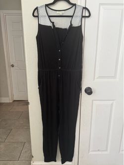 Teen/Women's Jumpsuit Size Medium