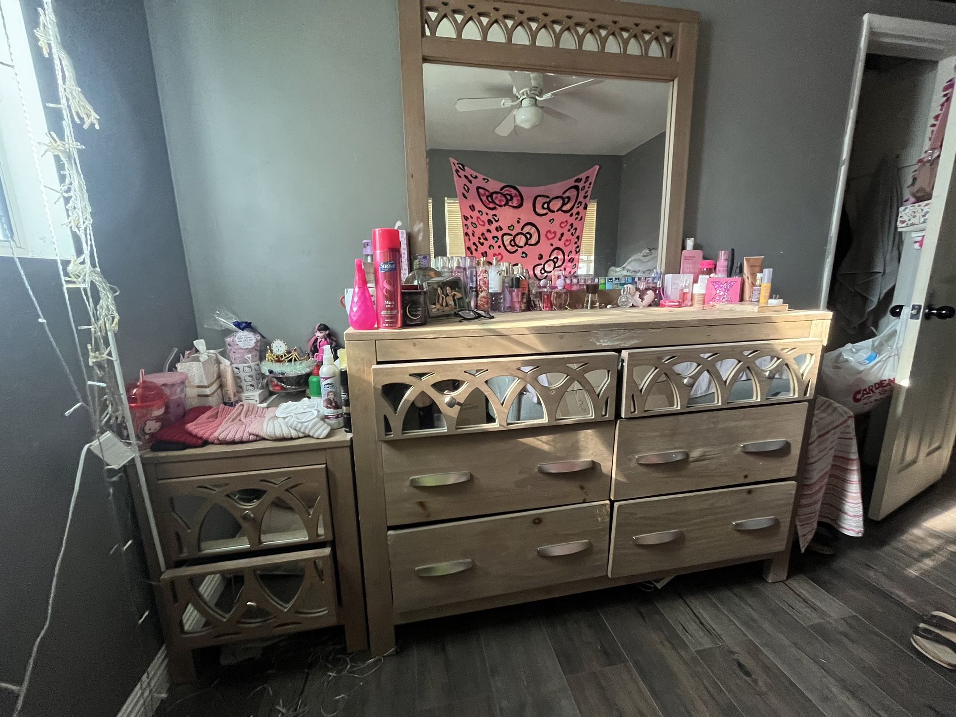 Mirror Dresser