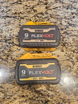 (2x) DeWalt 60V FLEXVOLT 9Ah BATTERIES (NOT WORKING FOR PARTS)