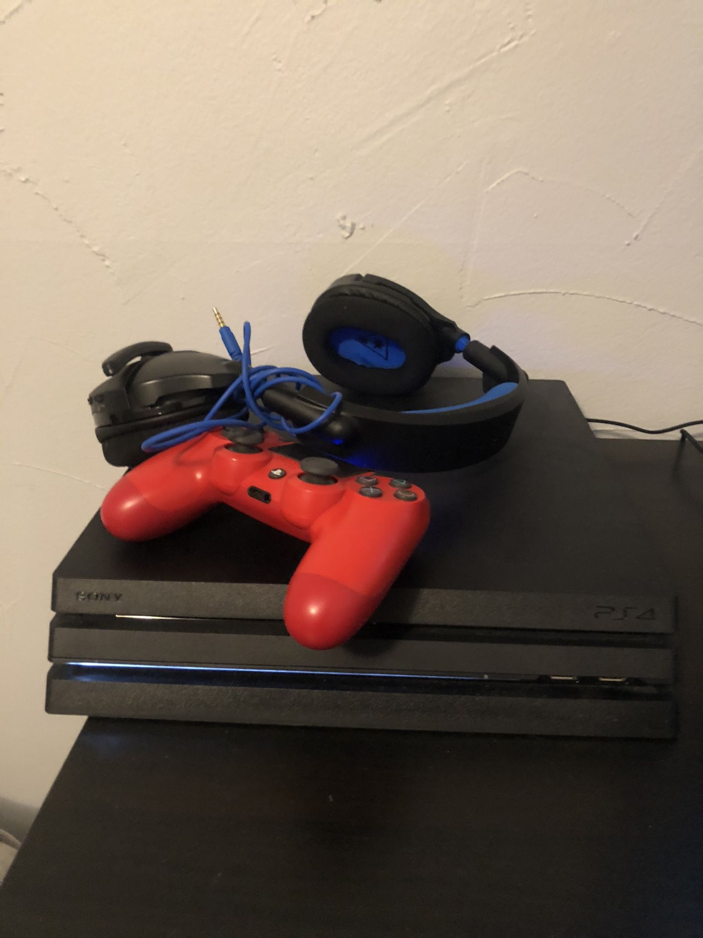 Ps4 pro with Multiple games, red controller and Turtle beach headset