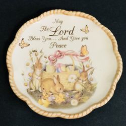 Cracker Barrel Bunny Basket 5" Scalloped Dessert Plate