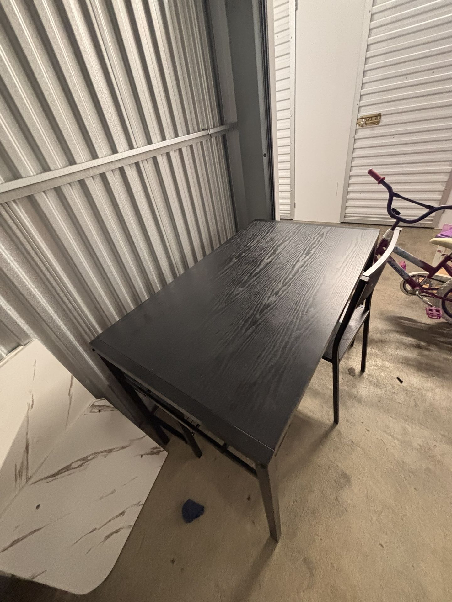 Free Dining room Table With Bench And 1 Chair