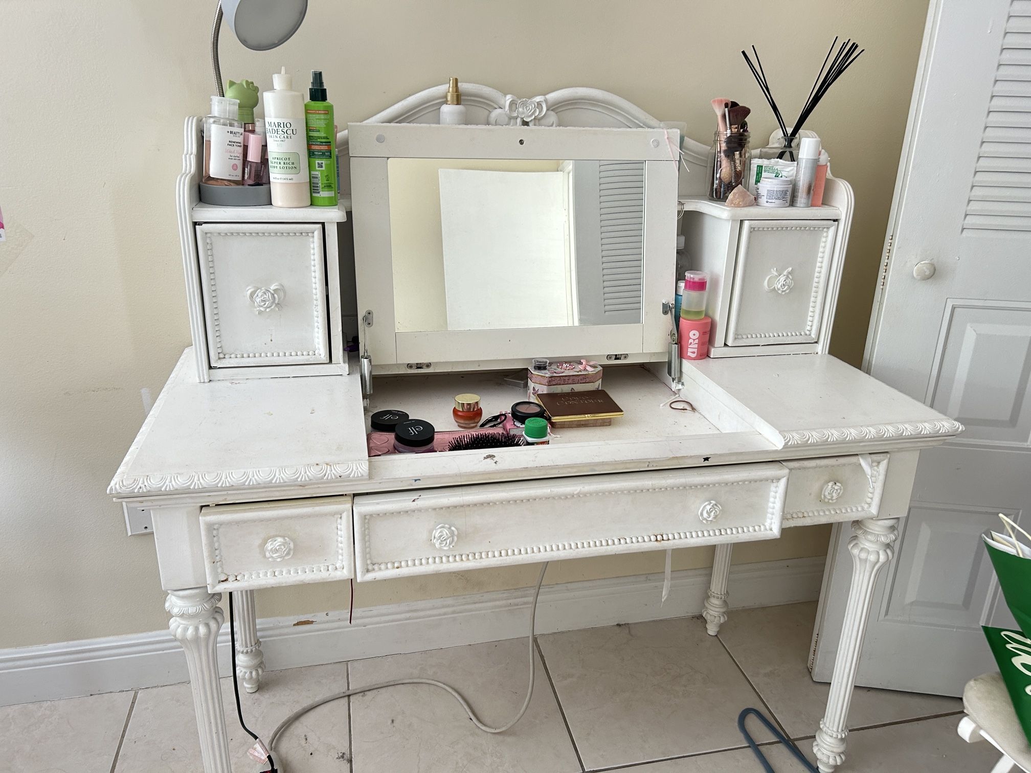 disney princess collection vanity