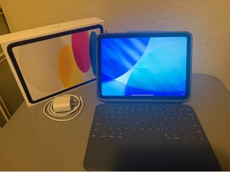 Apple iPad A16 128GB + Logitech Keyboard