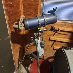 Celestron  Astro Master114