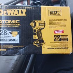 Dewalt 1/2 Impact 8